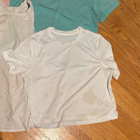 Lululemon bundle *flawed* - Picture 4 of 8